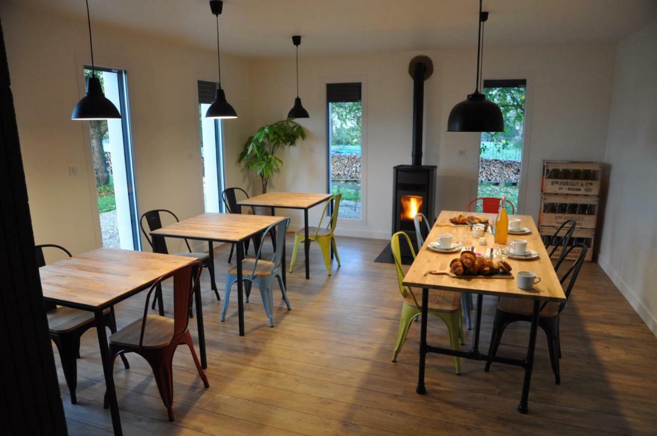 Hotel L'Atelier à Sainte-Marie-du-Lac-Nuisement Extérieur photo